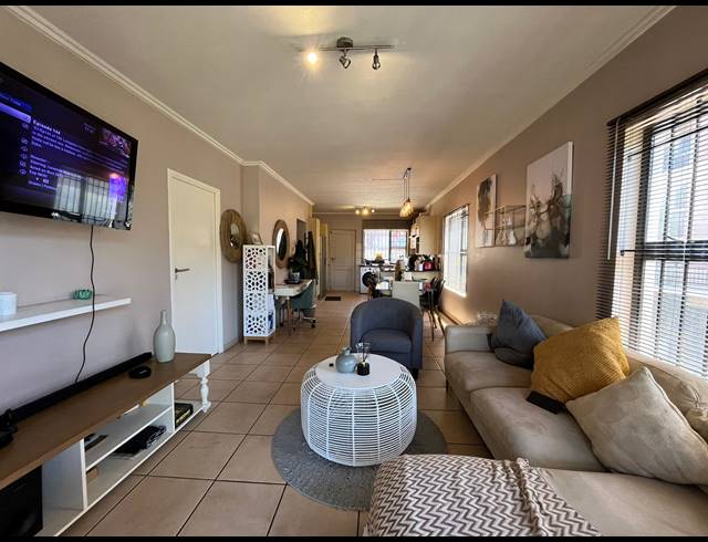 2 BEDROOM APARTMENT RENTED IN GLENWOOD